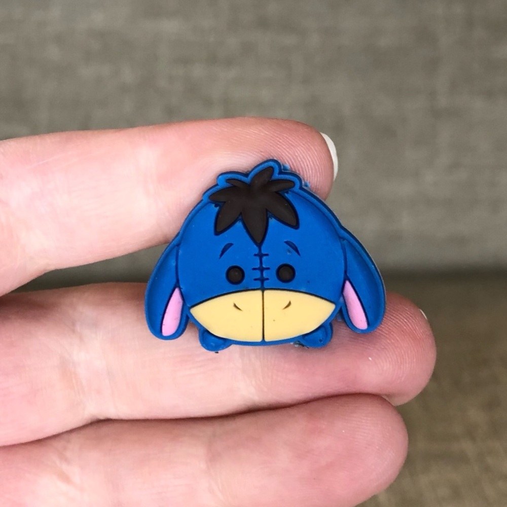 Eeyore Tsum Croc Accessory